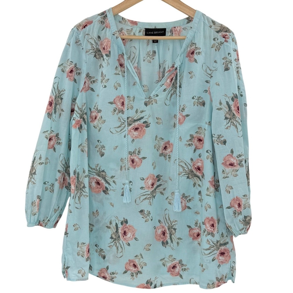 Lane Bryant Women Size 14 Floral Tunic Blouse Light Blue Pink Roses Tie Neck
